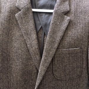 Men’s herringbone blazer